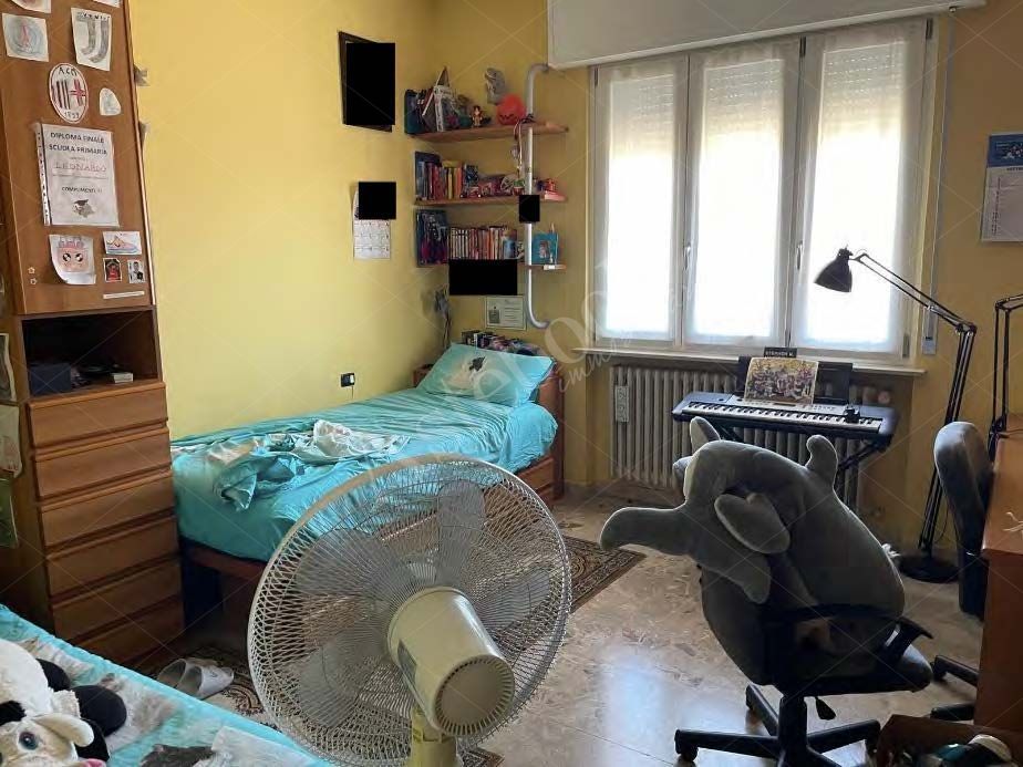 Quota di proprietà pari ad 1/2 di appartamento al secondo piano di 161 mq in Robbiate