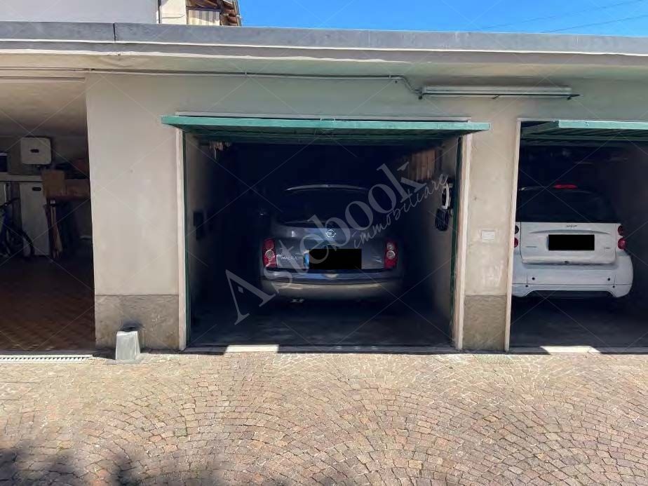 Quota di proprietà pari ad 1/2 di appartamento al secondo piano di 161 mq in Robbiate