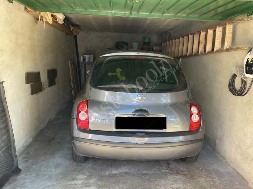 Quota di proprietà pari ad 1/2 di appartamento al secondo piano di 161 mq in Robbiate