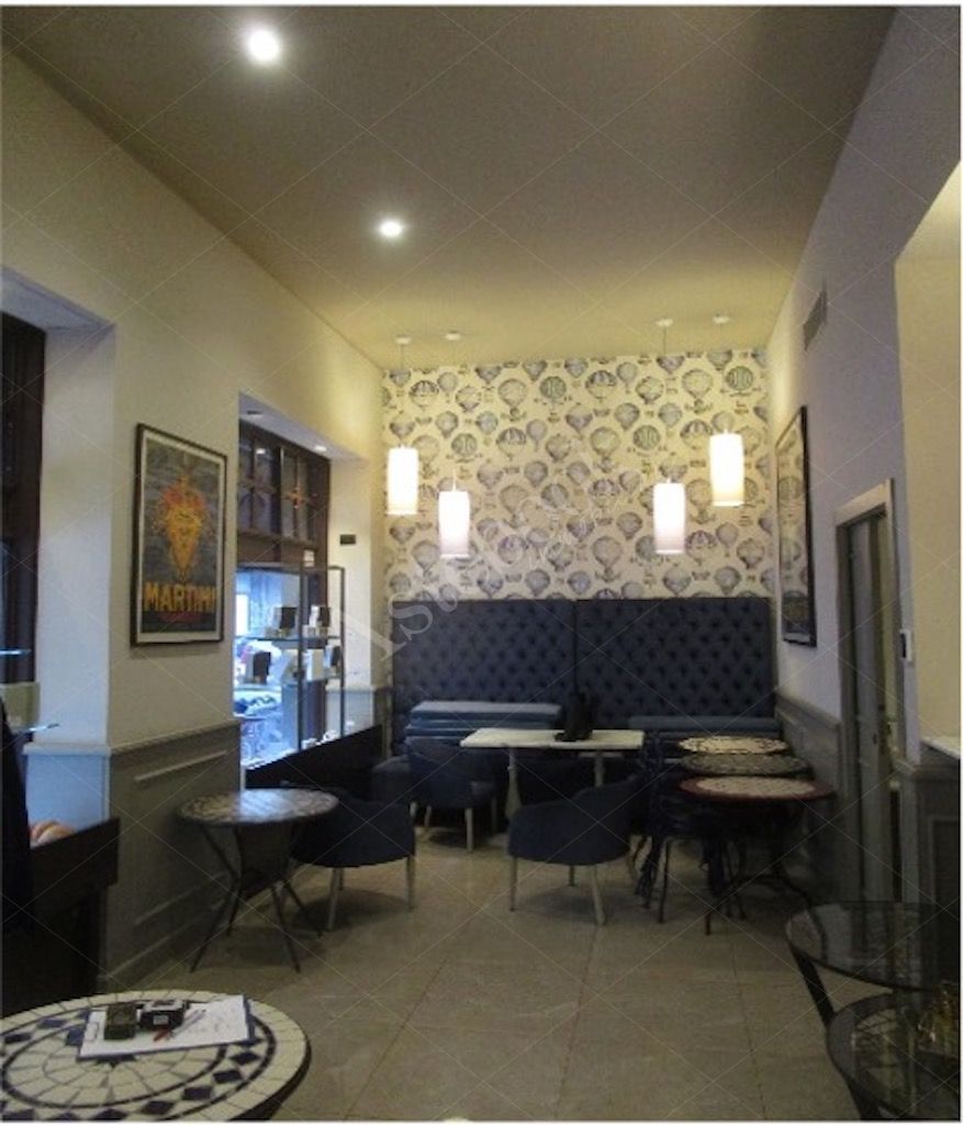 Locale commerciale ad uso pasticceria in Milano