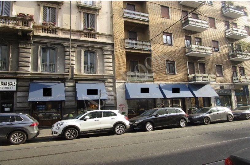 Locale commerciale ad uso pasticceria in Milano