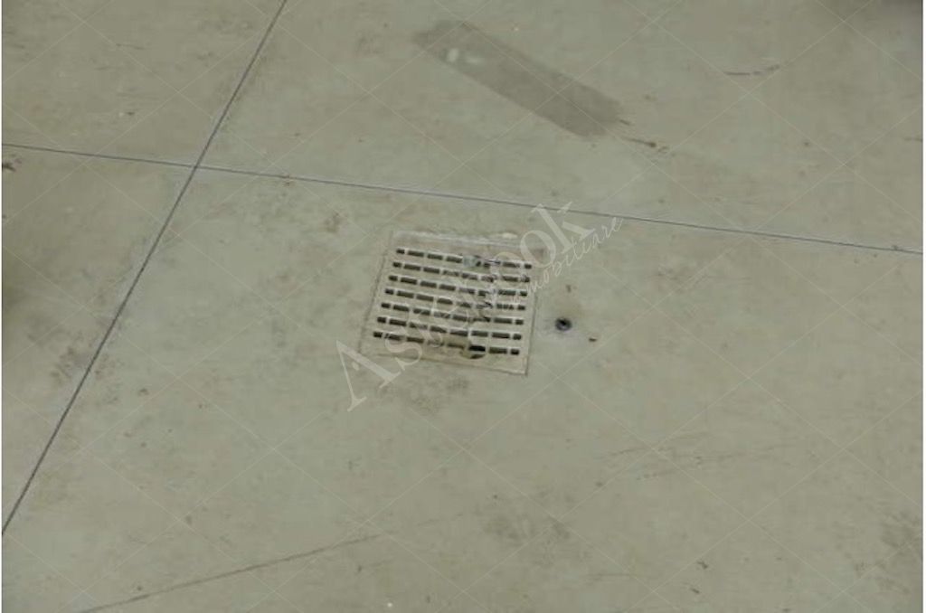 Capannone industriale con laboratorio e area esterna esclusiva in Cavour