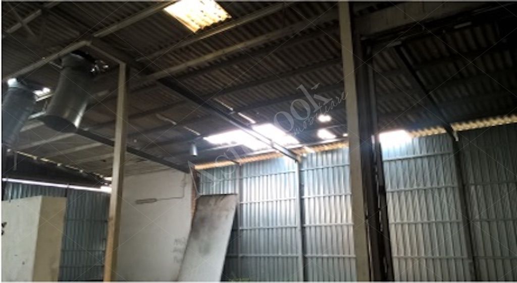 Capannone industriale con area produttiva e uffici in Lanciano