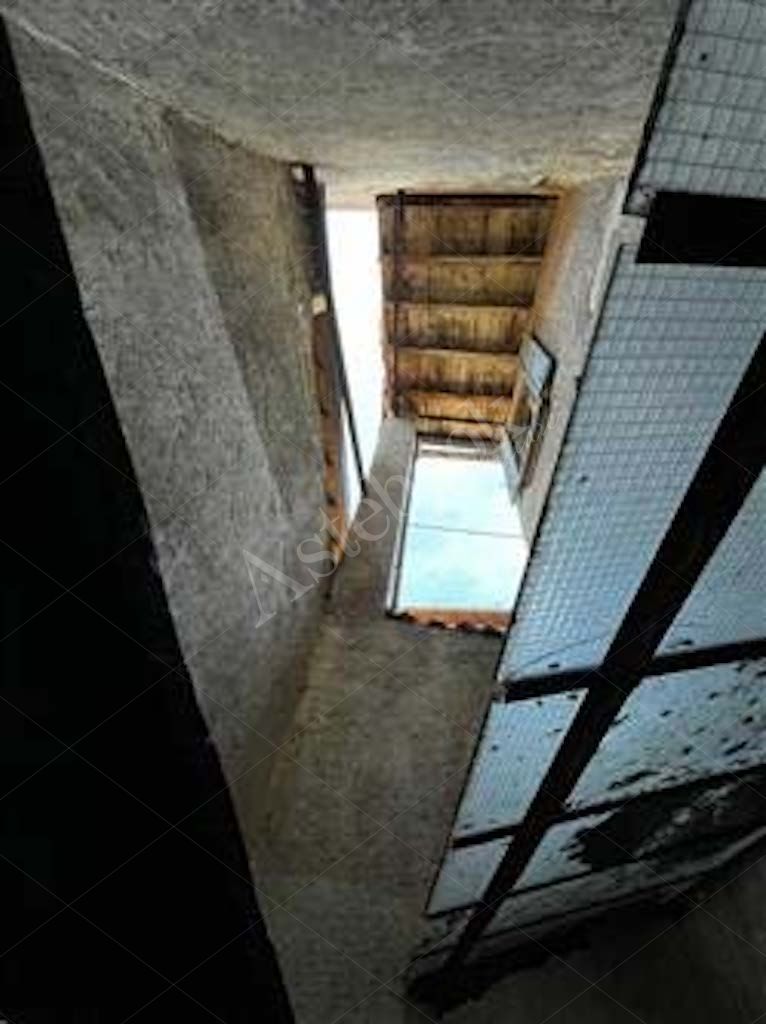 Fabbricato a rustico con locale deposito in Albavilla