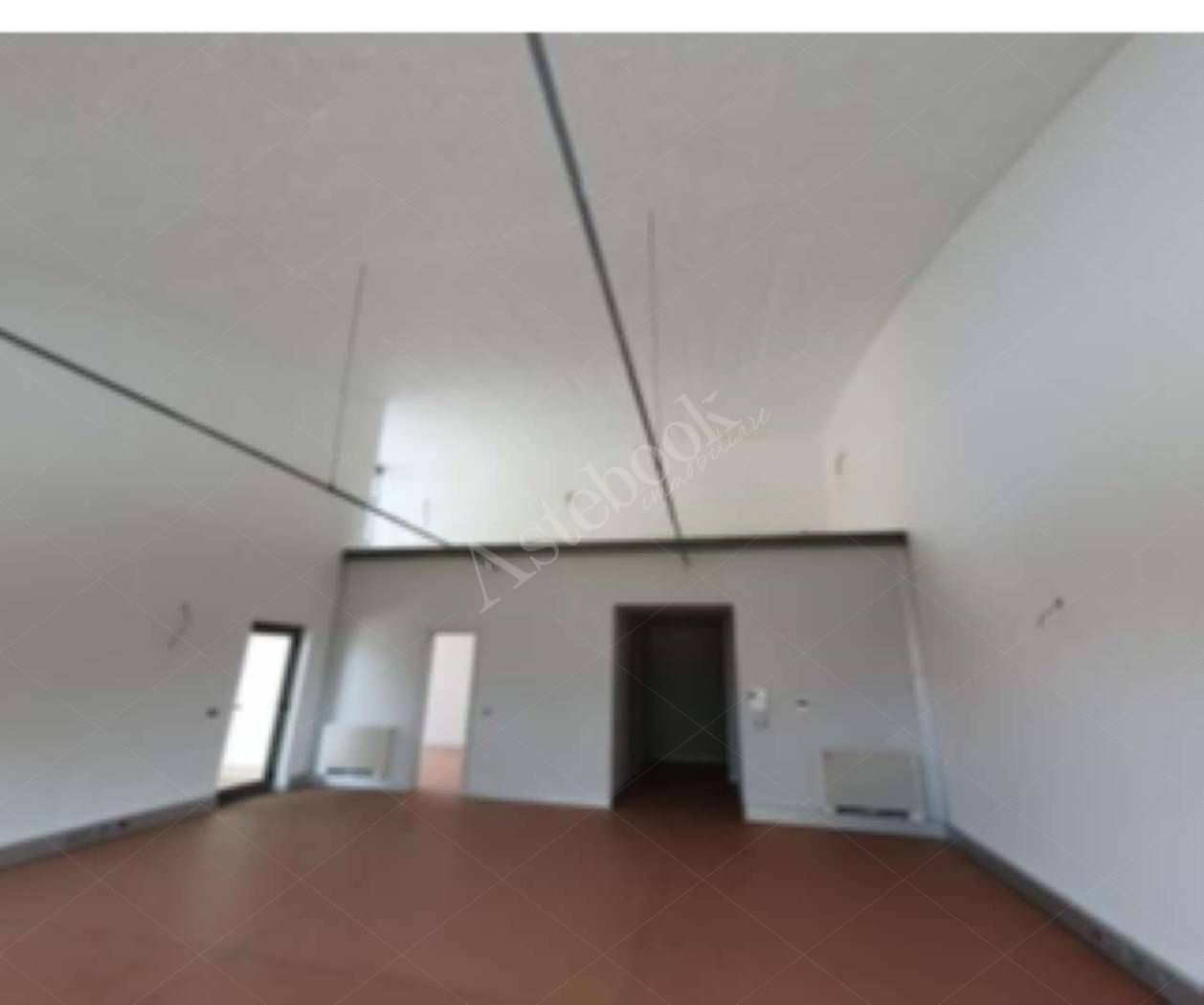 Ufficio - sub 7 - con due posti auto nel complesso Green Village in Monterotondo