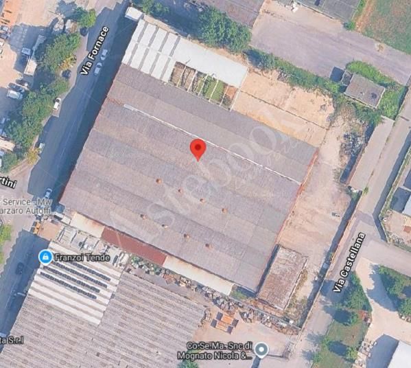 Capannone industriale con palazzina uffici e area pertinenziale in Martellago