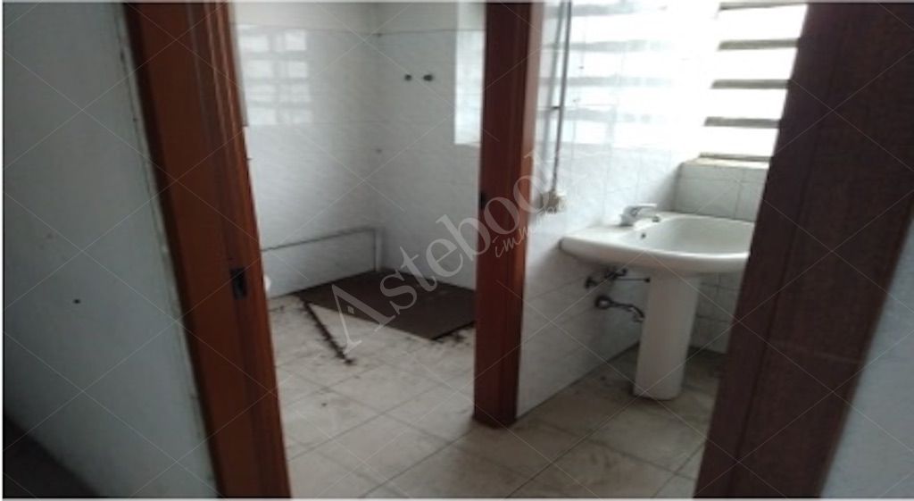 Unit� immobiliare ad uso laboratorio in Gallarate