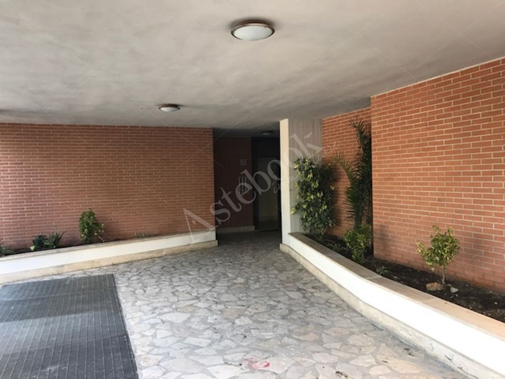 Unit� immobiliare ad uso ufficio al secondo piano in Fiano Romano