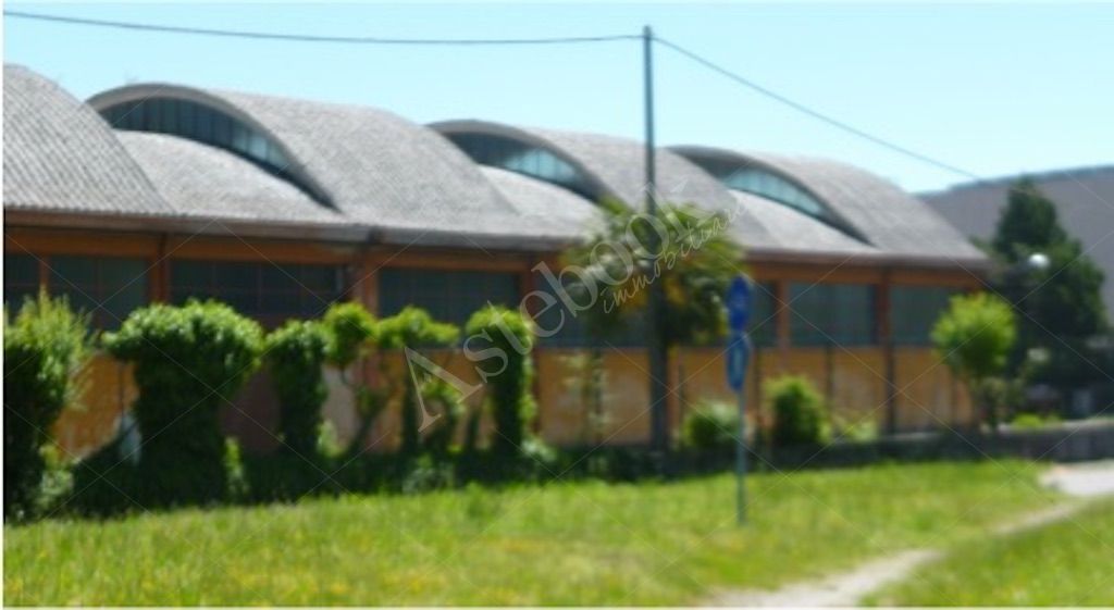 Magazzino industriale al piano terra in Mornago