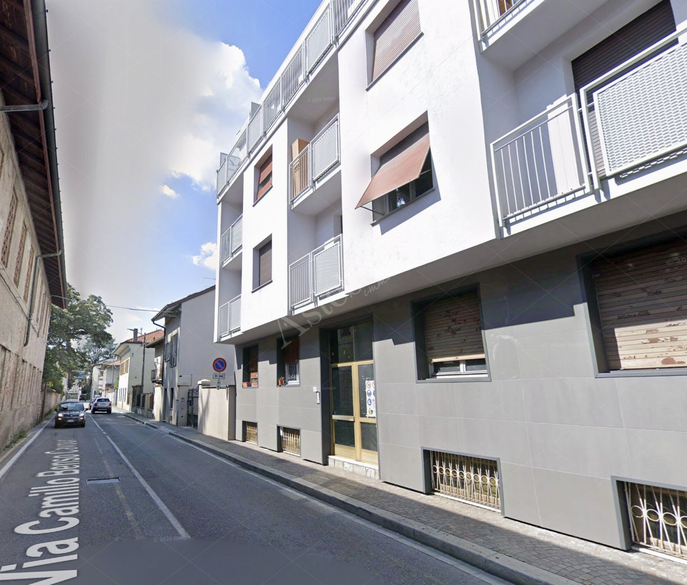 Unit� immobiliare ad uso ufficio al piano rialzato in Mariano Comense