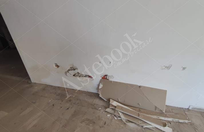 Due immobili commerciali - direzionali in Palermo