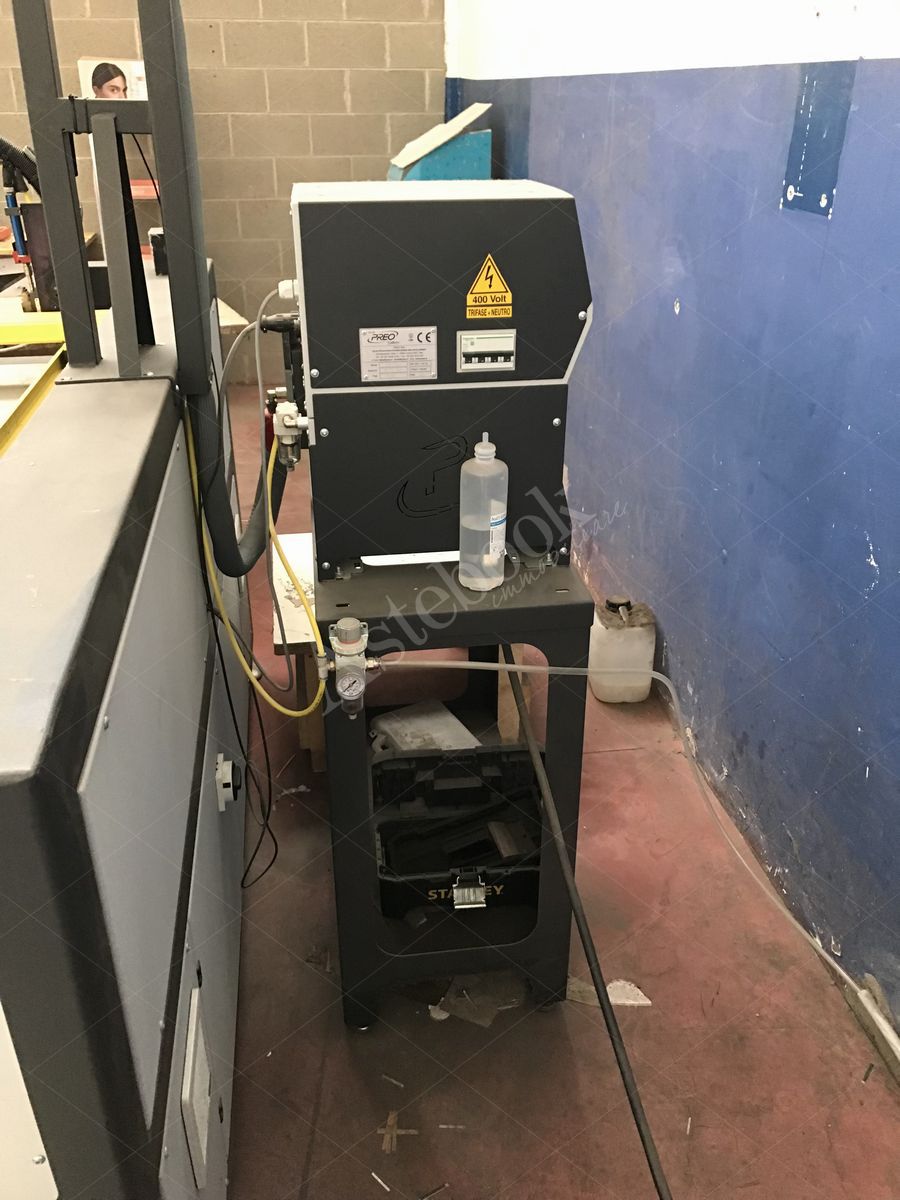 Plotter di incollatura 