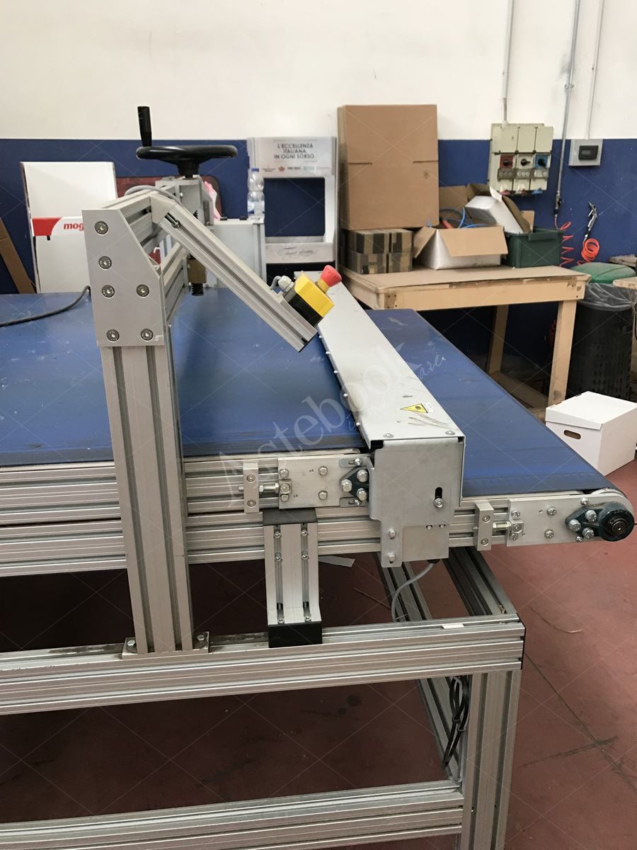 Nastro pressatore 