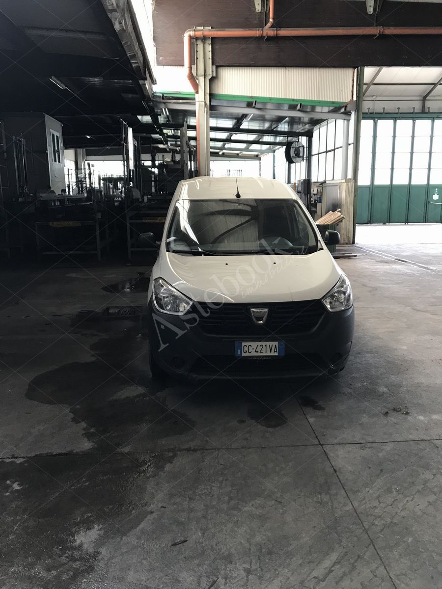 LOTTO 4.1 - Autocarro diesel - Dacia Dokker - GC 421 VA
