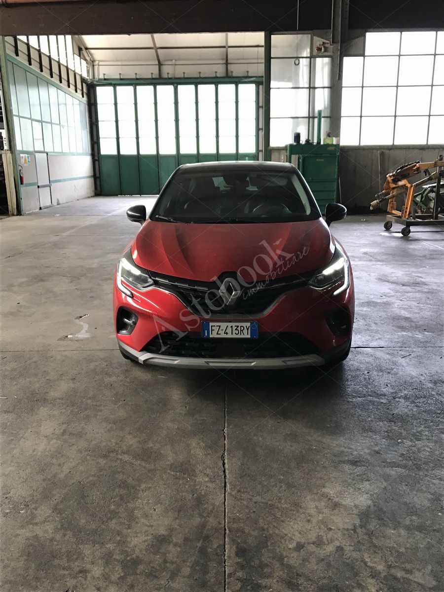 LOTTO 4.3 -Autovettura diesel - Renault Captur - FZ 413 RY