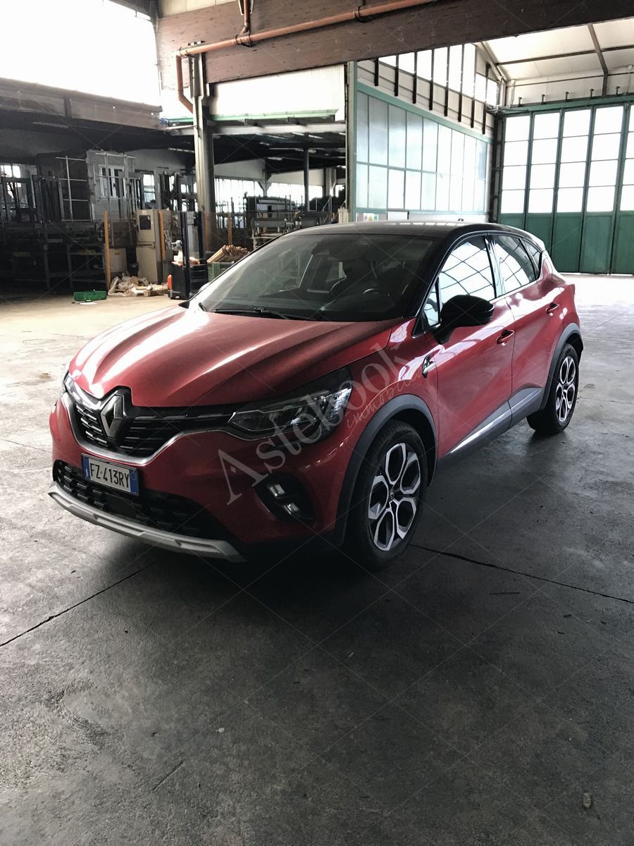 LOTTO 4.3 -Autovettura diesel - Renault Captur - FZ 413 RY