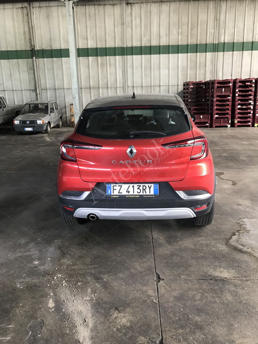 LOTTO 4.3 -Autovettura diesel - Renault Captur - FZ 413 RY