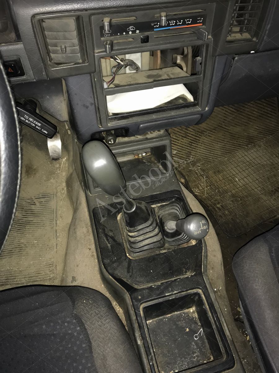 LOTTO 4.6 - Autocarro diesel - Mitsubishi L200 4WD - ZA 080 KS