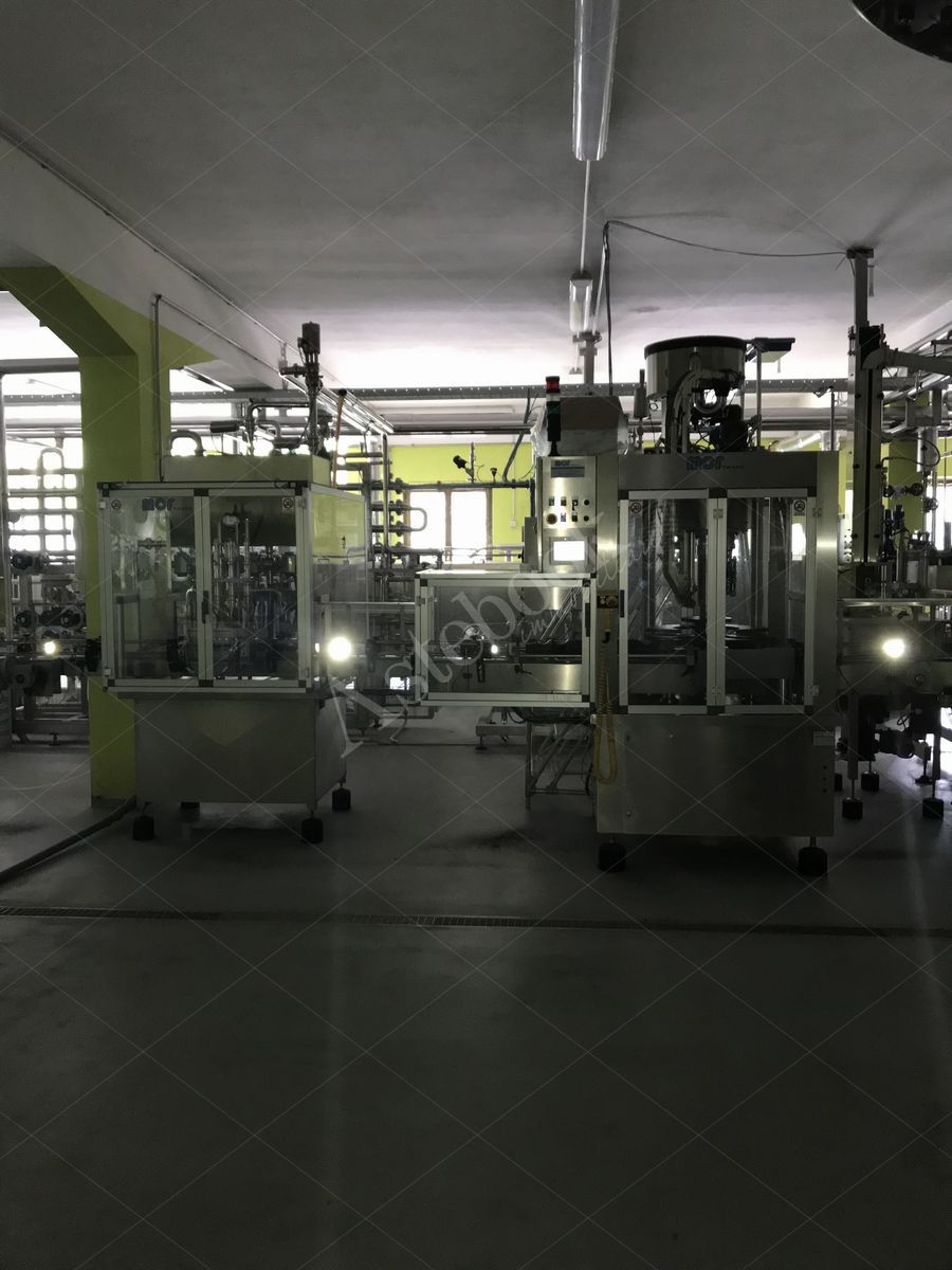 Lotto 5.7 - Linea industriale di imbottigliamento e confezionamento
