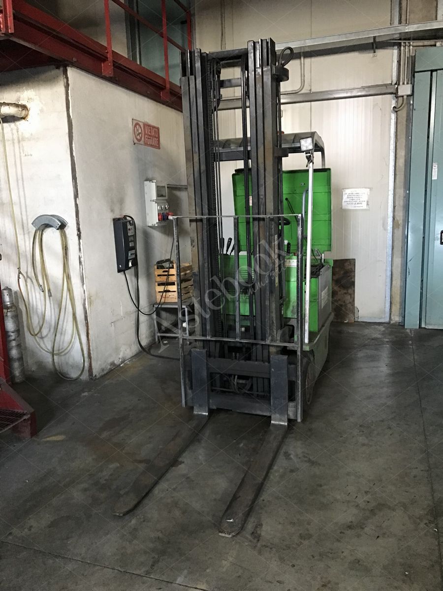 Lotto 5.25 - Lotto di carrelli elevatori elettrici Cesab mod. Centauro 200L
