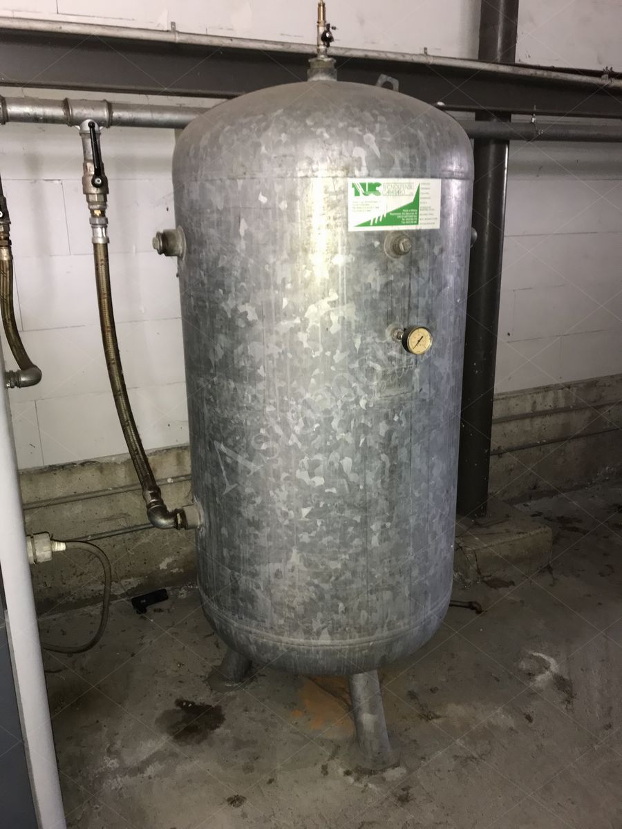 Lotto 5.32 - Lotto di compressori d'aria, linee compressori ed essiccatori