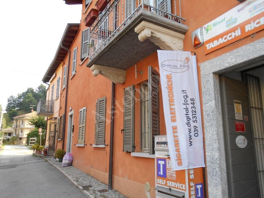 Appartamento di 101 mq in Castello Brianza
