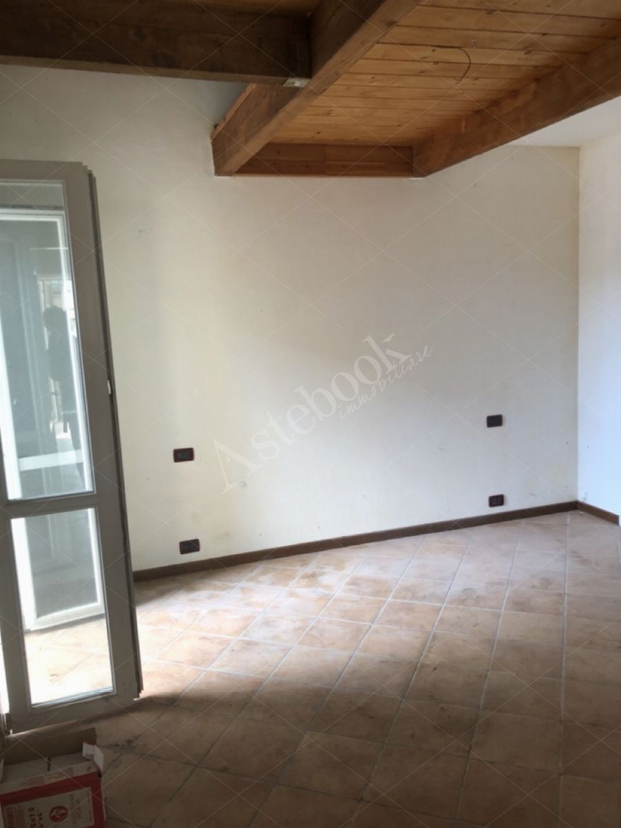 Appartamento al primo piano di 59 mq in Lecco