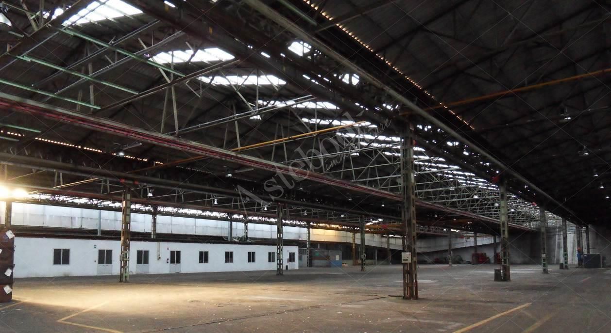 Fabbricati industriali produttivi in Lecco per circa 10.000 mq di superficie