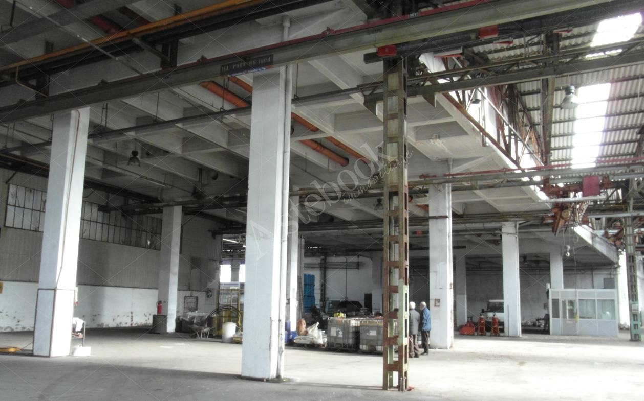 Fabbricati industriali produttivi in Lecco per circa 10.000 mq di superficie