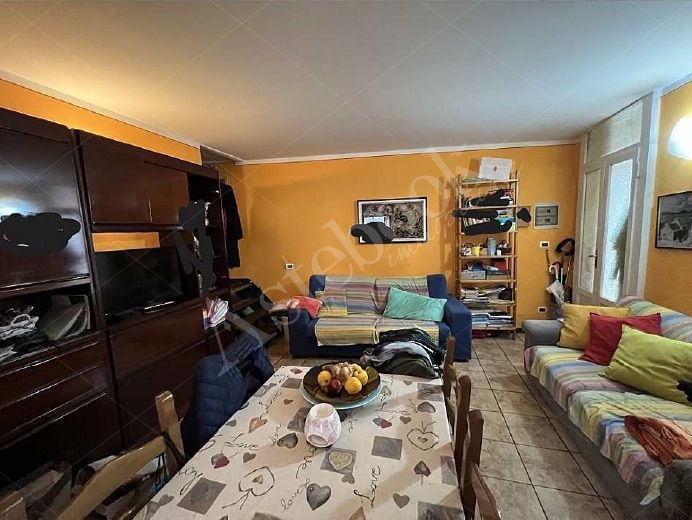Appartamento di 94 mq con cantina in Lecco