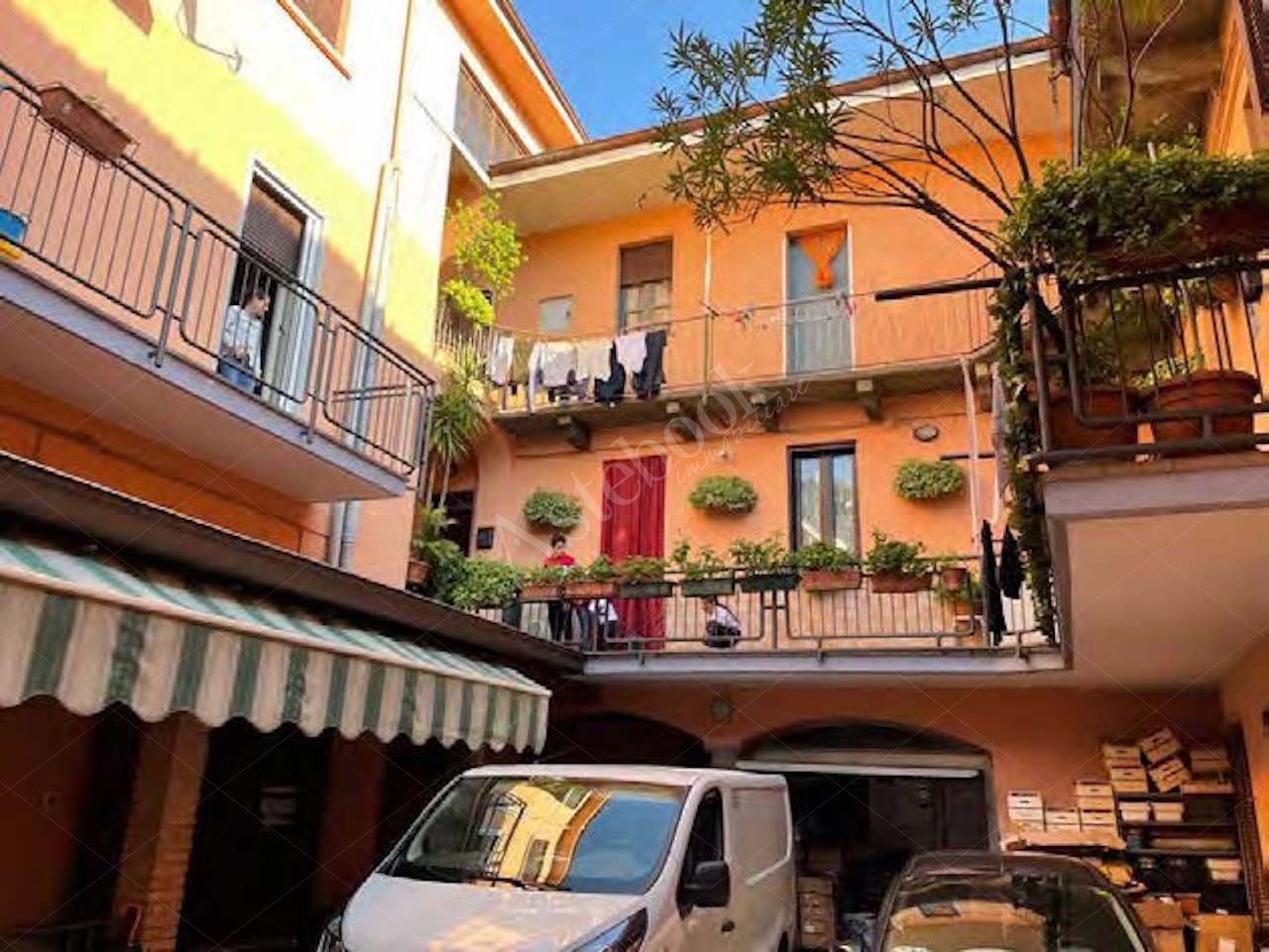 Appartamento di 52 mq in Oggiono Aste immobiliari e mobiliari vendite giudiziarie