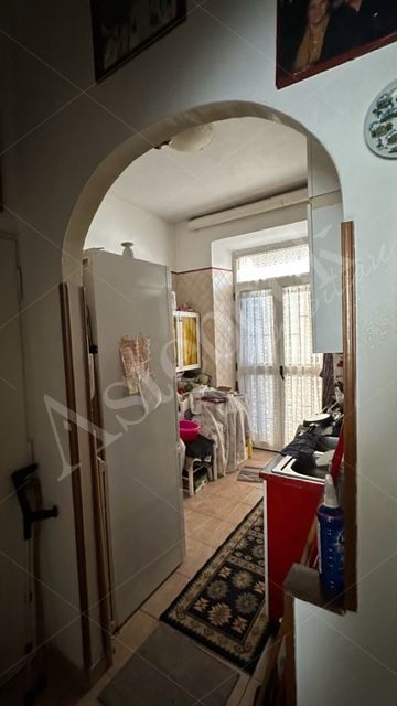 Quota di 1/3 di appartamento al piano terra di 70 mq in Roma