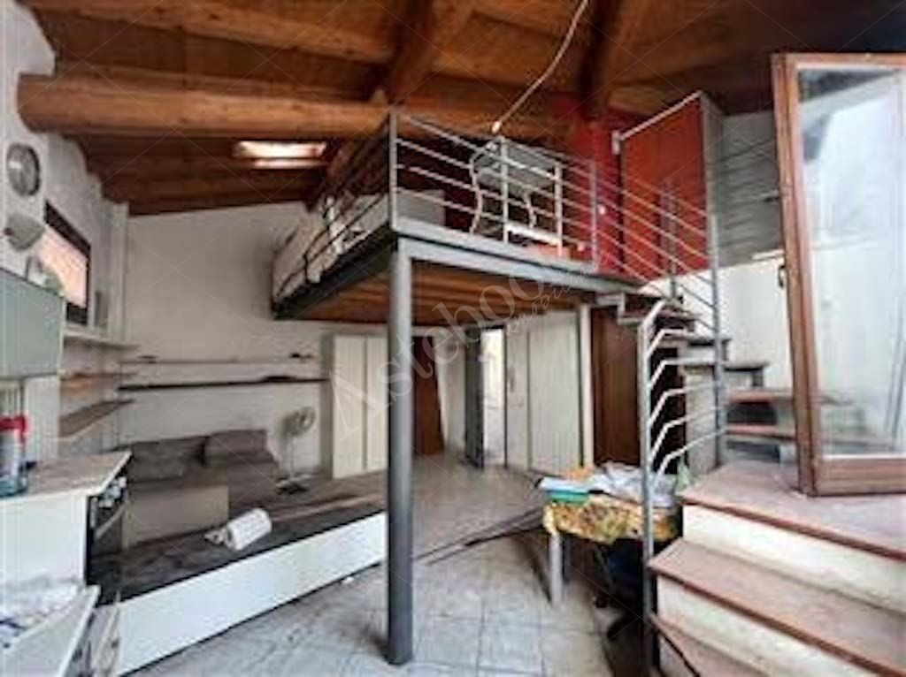 Appartamento al primo piano di 54 mq in Paderno D'Adda