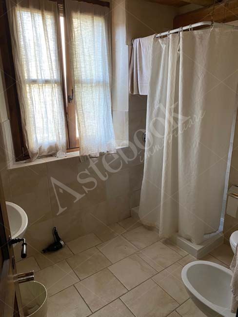 Vendita d'azienda GALBUSERA BIANCA S.R.L. con strutture funzionali e terreni in La Valletta Brianza