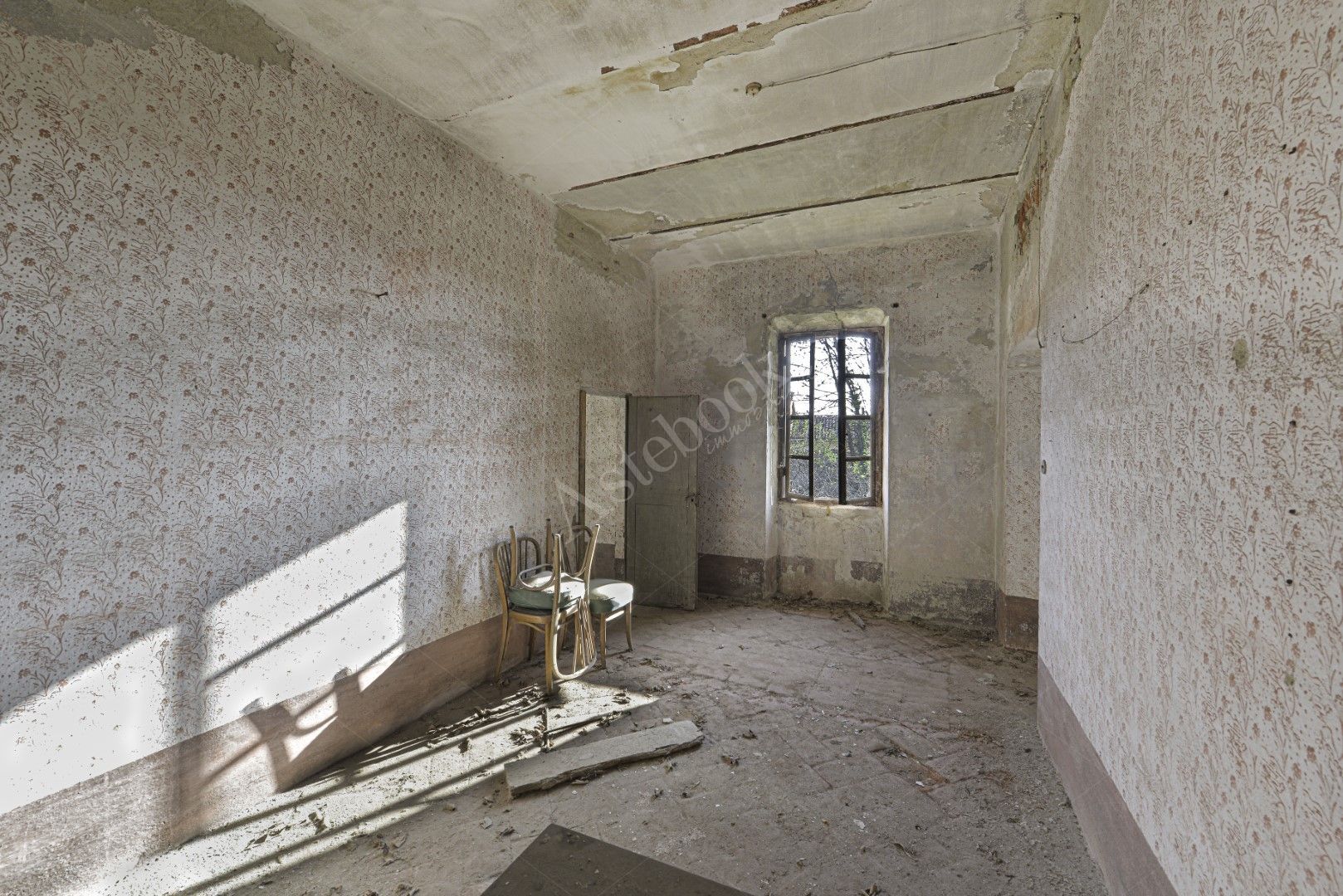 Castello di Montalenghe - Residenza Storica con Parco Monumentale