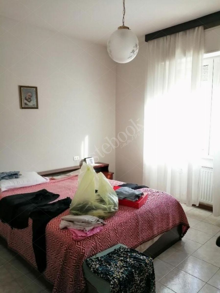 Appartamento di 103 mq con box in Olginate