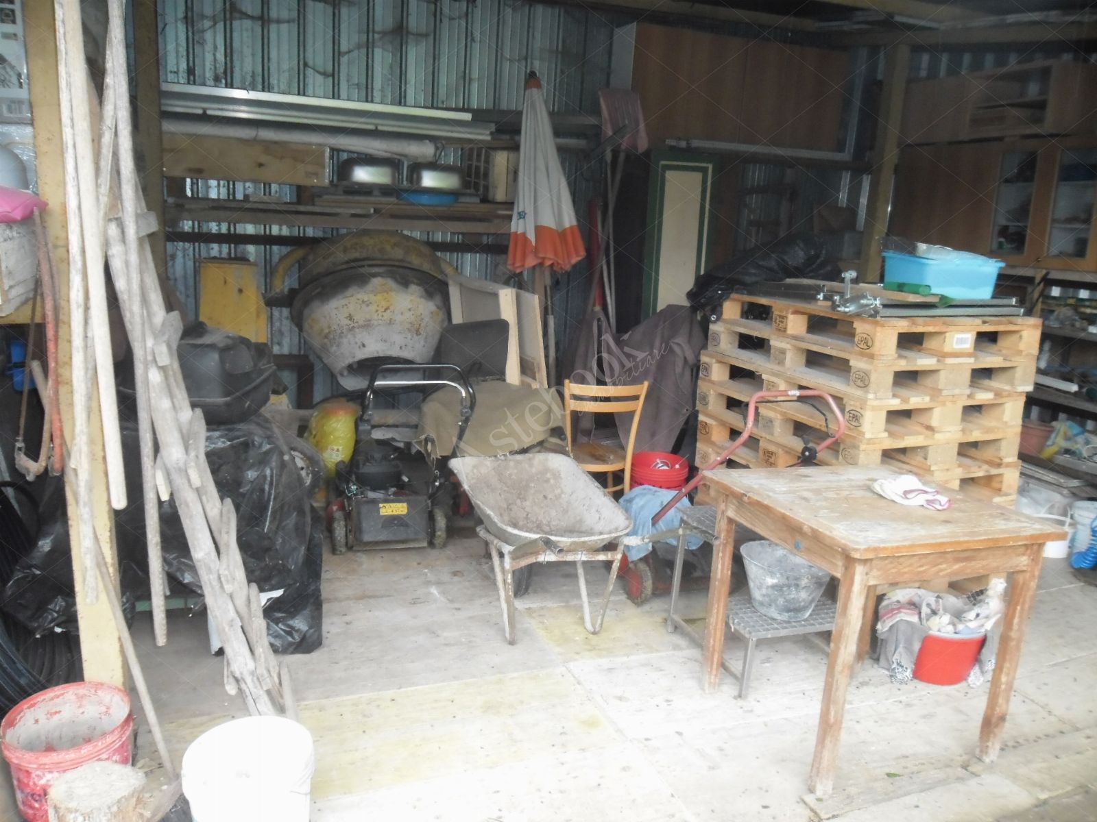 Quota indivisa di 1/4 di appartamento, 1/4 di deposito e 1/4 di terreno in San Paolo D'Argon