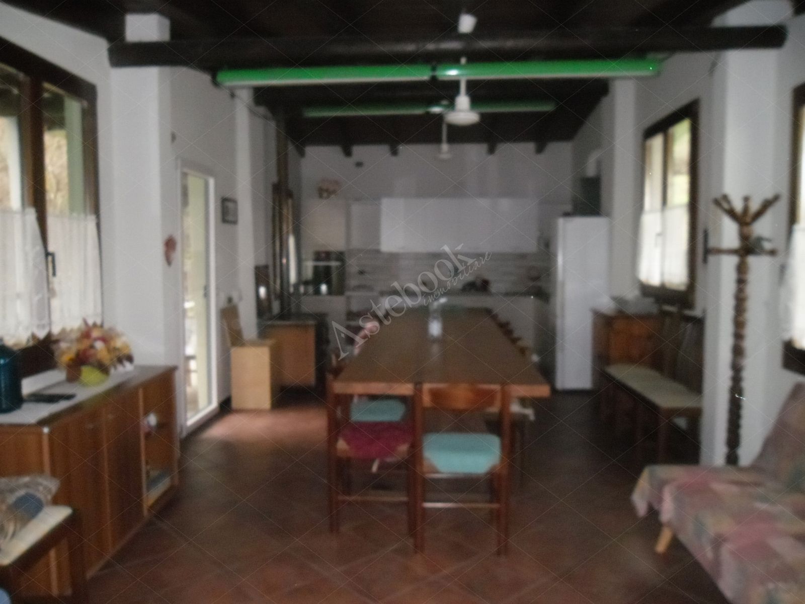 Quota indivisa di 1/4 di appartamento, 1/4 di deposito e 1/4 di terreno in San Paolo D'Argon