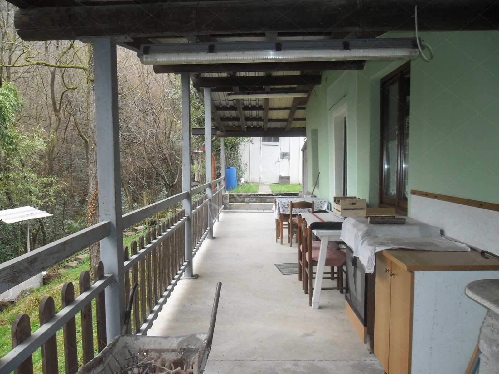 Quota indivisa di 1/4 di appartamento, 1/4 di deposito e 1/4 di terreno in San Paolo D'Argon