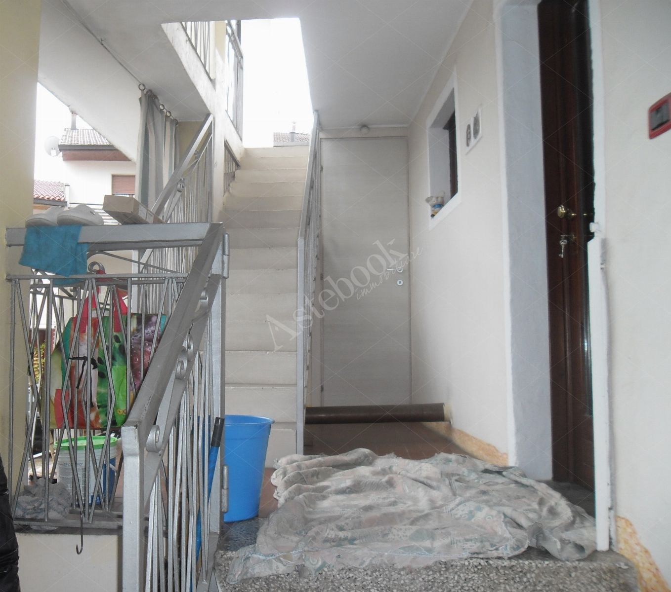 Quota indivisa di 1/4 di appartamento, 1/4 di deposito e 1/4 di terreno in San Paolo D'Argon