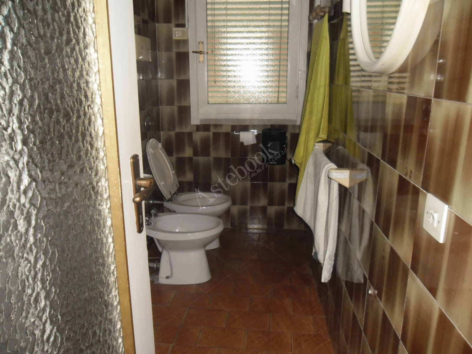 Quota indivisa di 1/4 di appartamento, 1/4 di deposito e 1/4 di terreno in San Paolo D'Argon