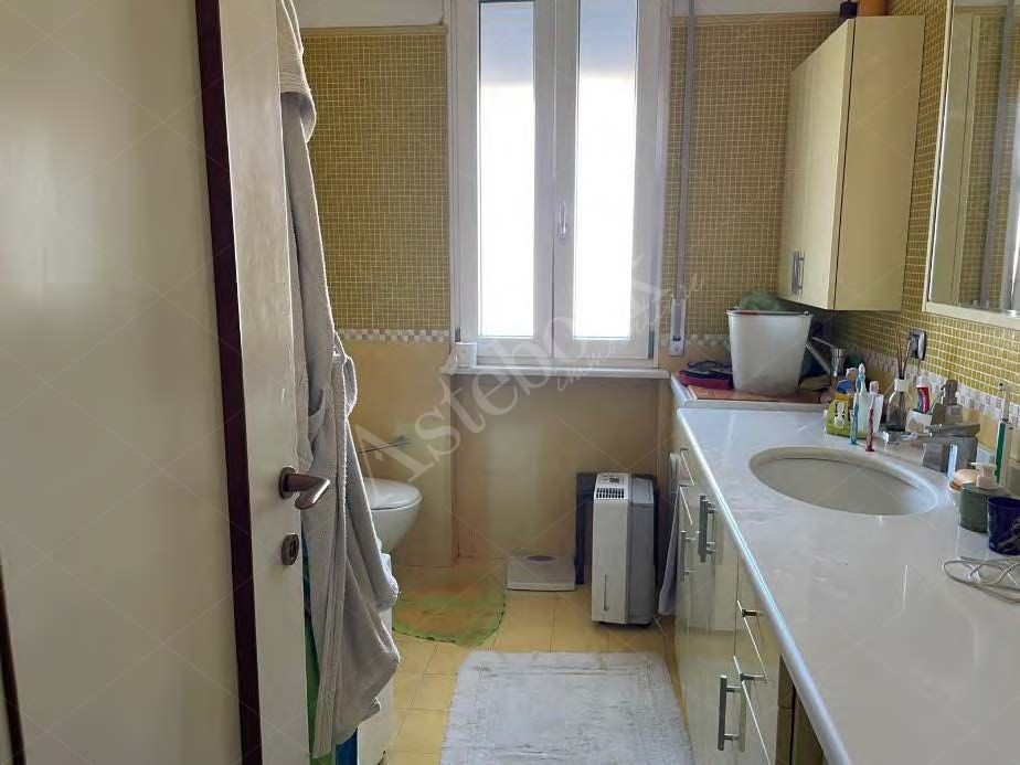 Appartamento di 138 mq al terzo piano con box e cantina in Robbiate