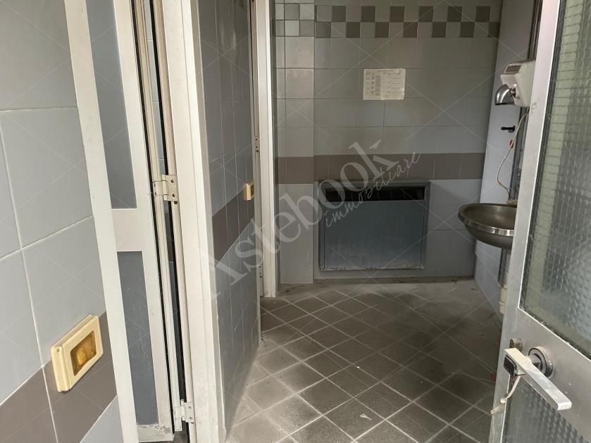 Capannone artigianale con sup. comm. 3.289,96 mq composto da due corpi di fabbrica e area di pertinenza esterna