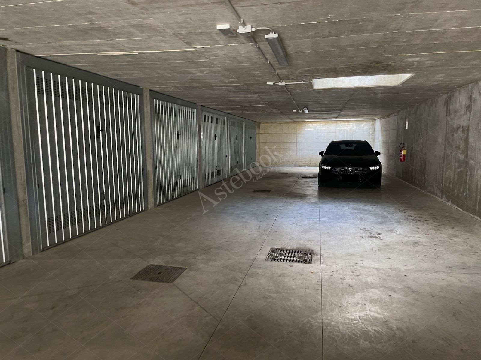 Box doppio di 49 mq in Cernusco Lombardone