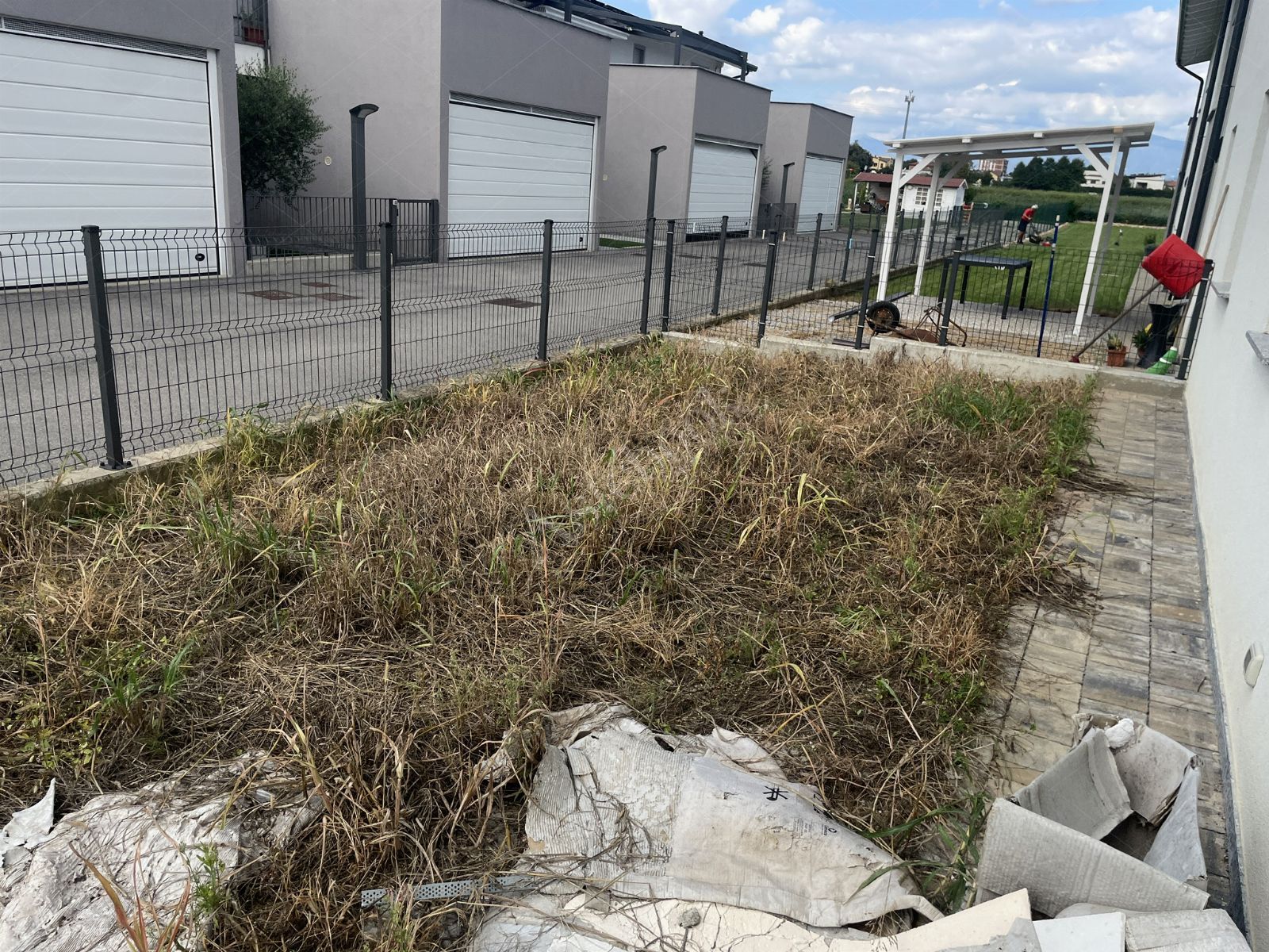 Appartamento al piano terra di 76 mq con box auto in Sulbiate