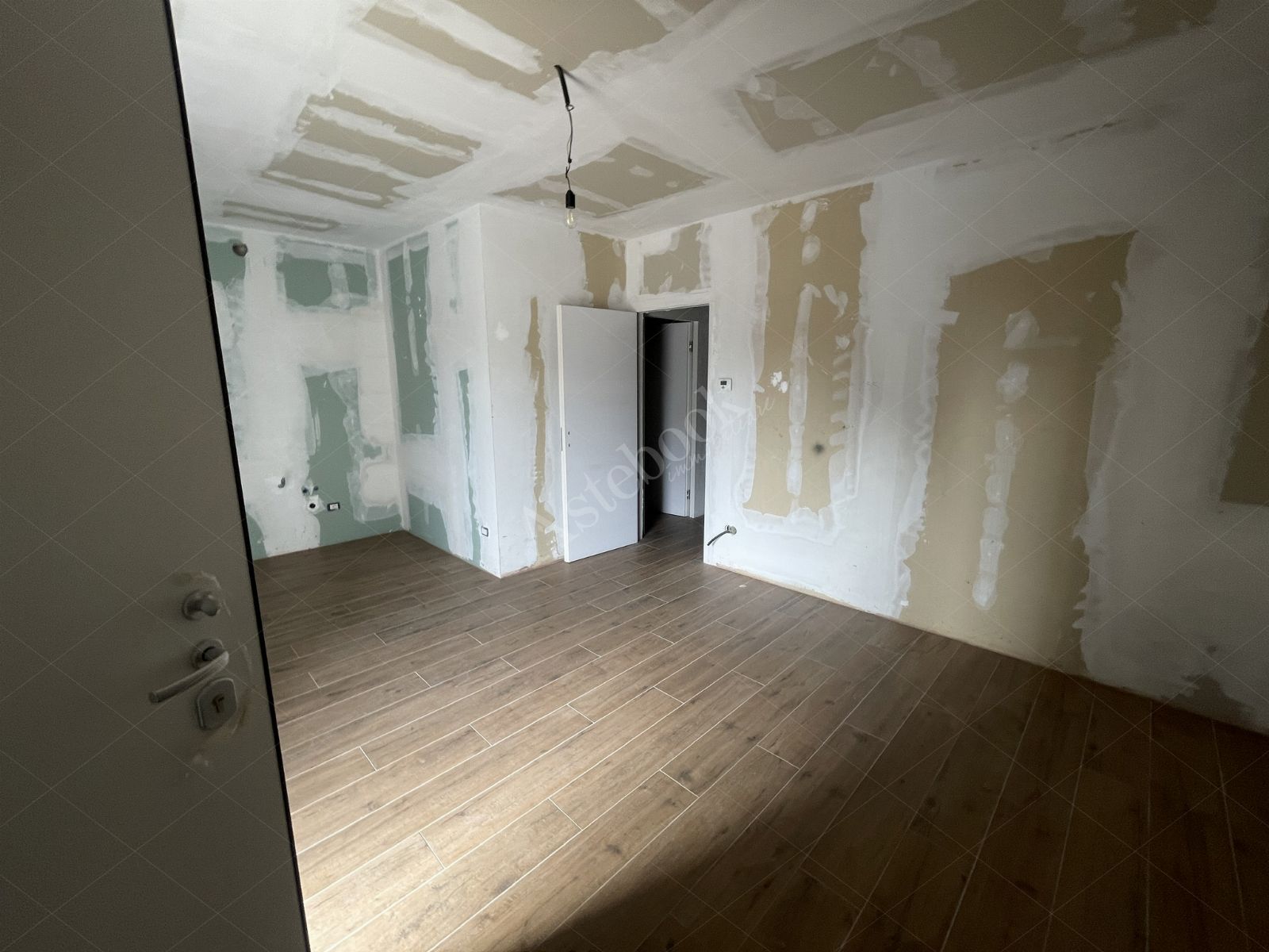 Appartamento al piano terra di 76 mq con box auto in Sulbiate