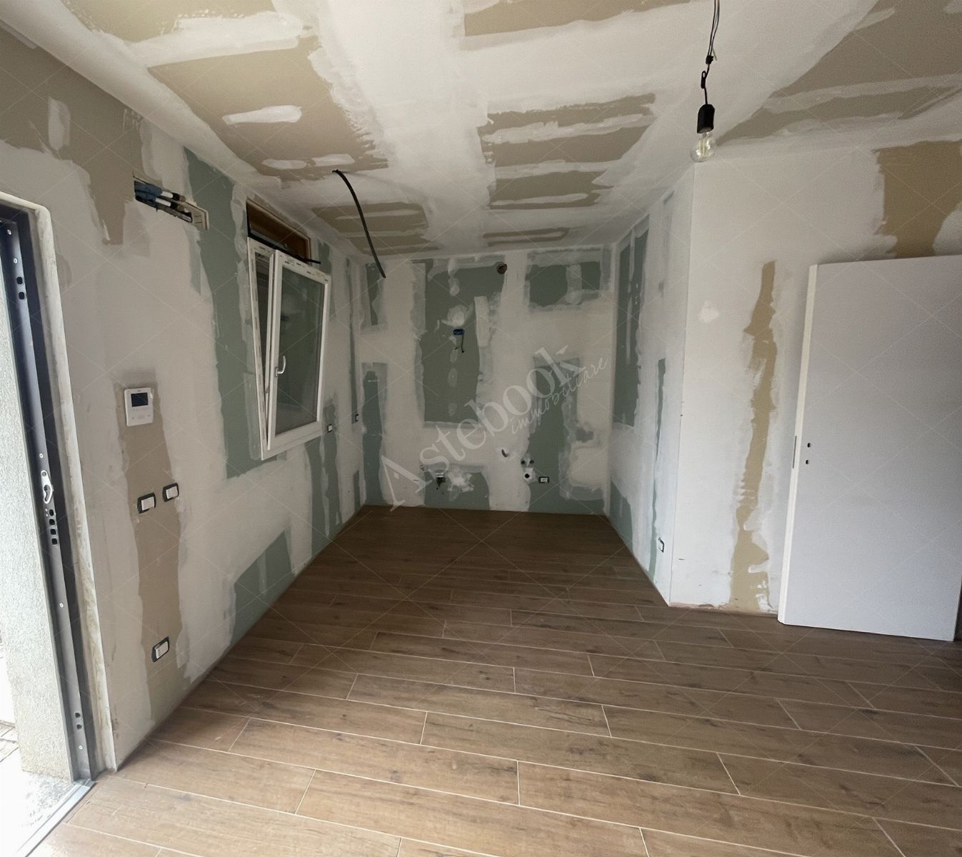 Appartamento al piano terra di 76 mq con box auto in Sulbiate