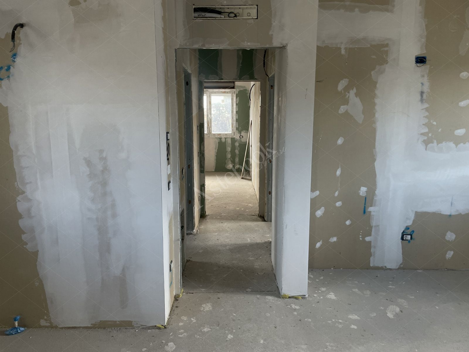 Appartamento al primo piano di 131 mq con box auto in Sulbiate