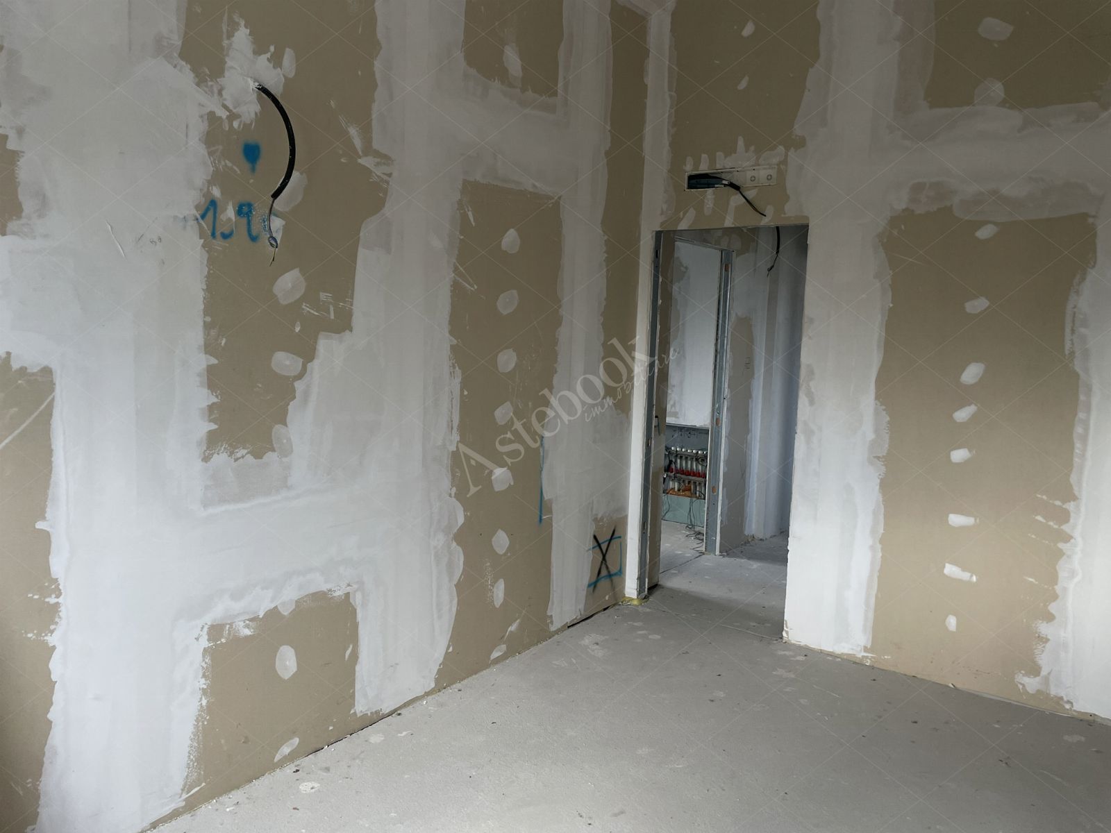 Appartamento al primo piano di 131 mq con box auto in Sulbiate