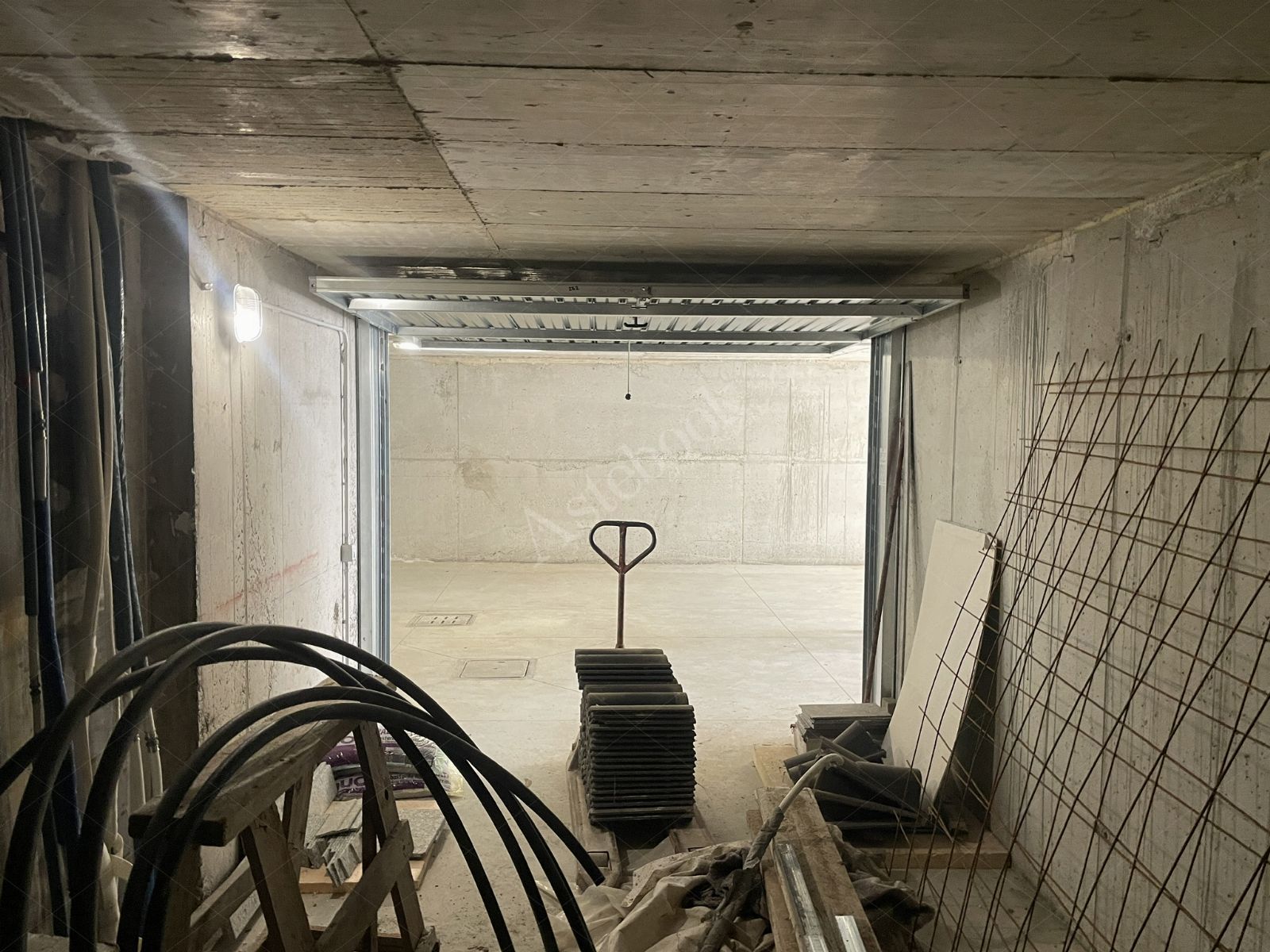 Appartamento al primo piano di 131 mq con box auto in Sulbiate